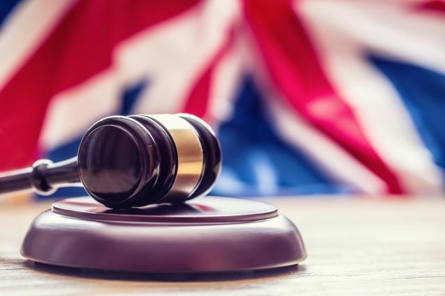 How are legal fees typically structured in UK law firms?